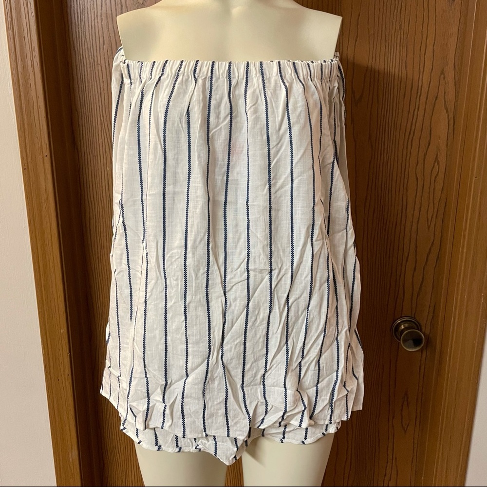 H&M L.O.G.G. Off the shoulder Blouse